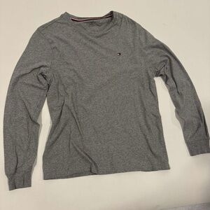 Tommy Hilfiger Men's Heather Gray Long Sleeve Tee